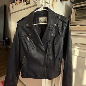 Levi's Women's Classic Dark Navy Leather Jacket